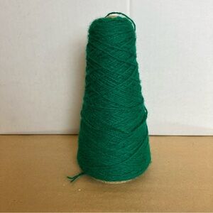 Phoenix Dye Works 2/8 Orlon Weaving Knitting Craft Yarn Emerald Green 3oz